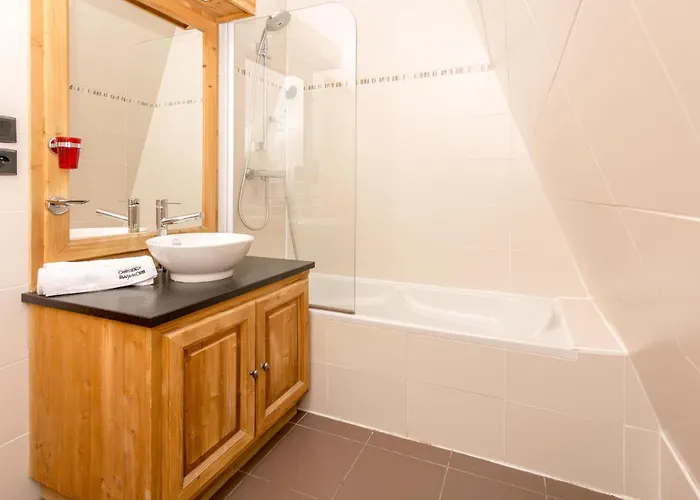 In Centre-ville By Interhome Apartamento