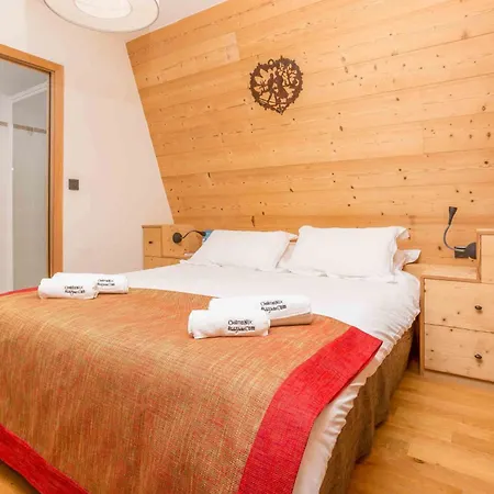 In Centre-ville By Interhome Lägenhet Chamonix